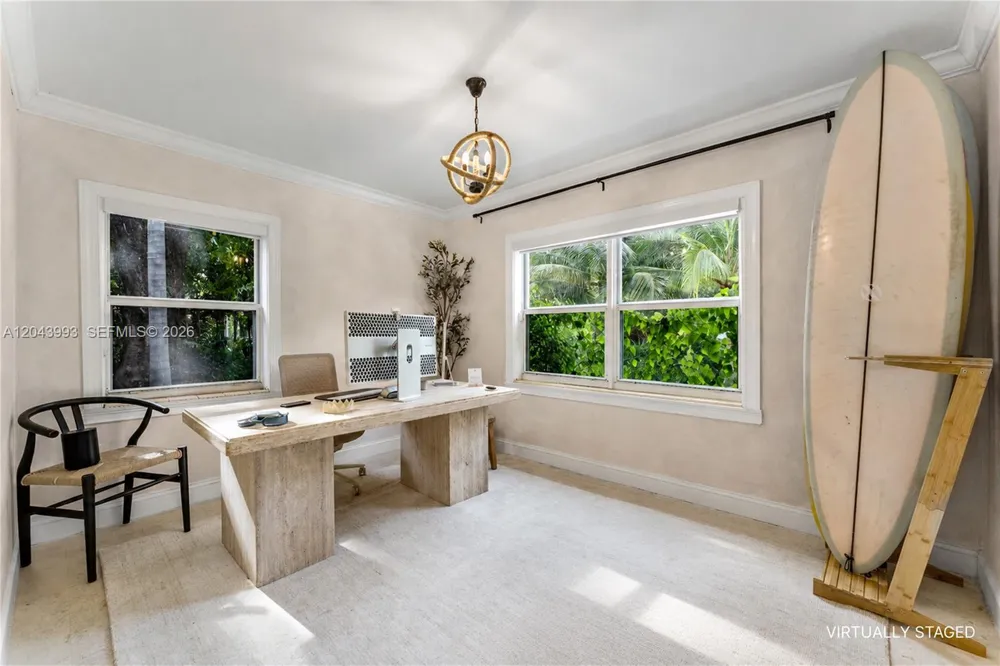 1110 NW North River Dr Miami, FL 33136