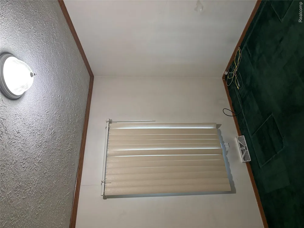 312 Black Oak Flint City, MI 48506