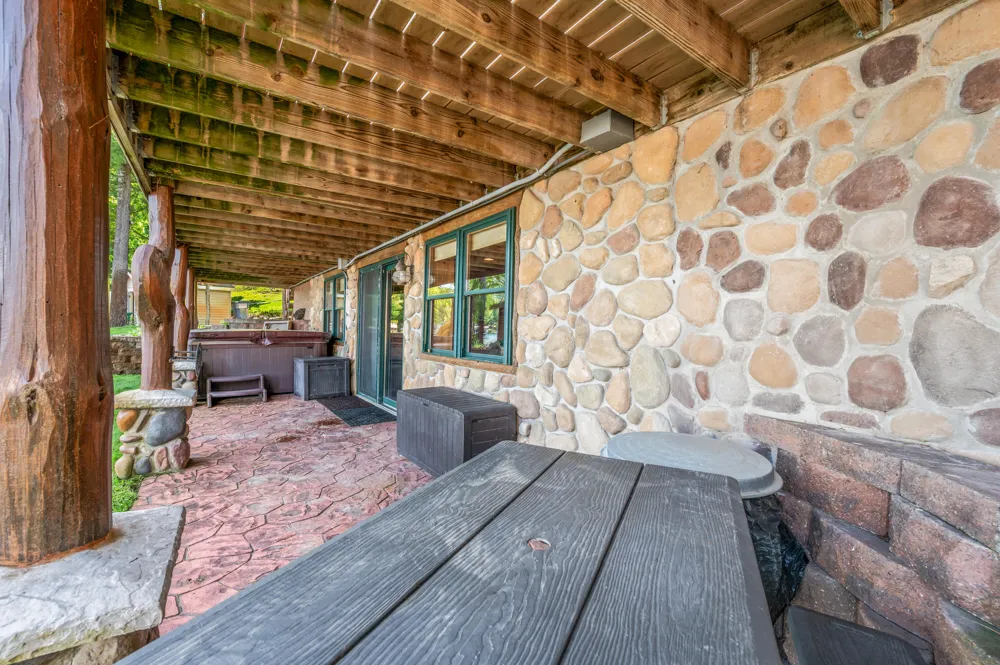 14948 17 Mile Road Rose Lake Township, MI 49655