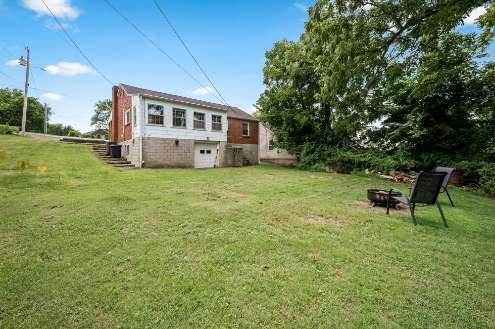 412 Lehman St Woodbury, TN 37190