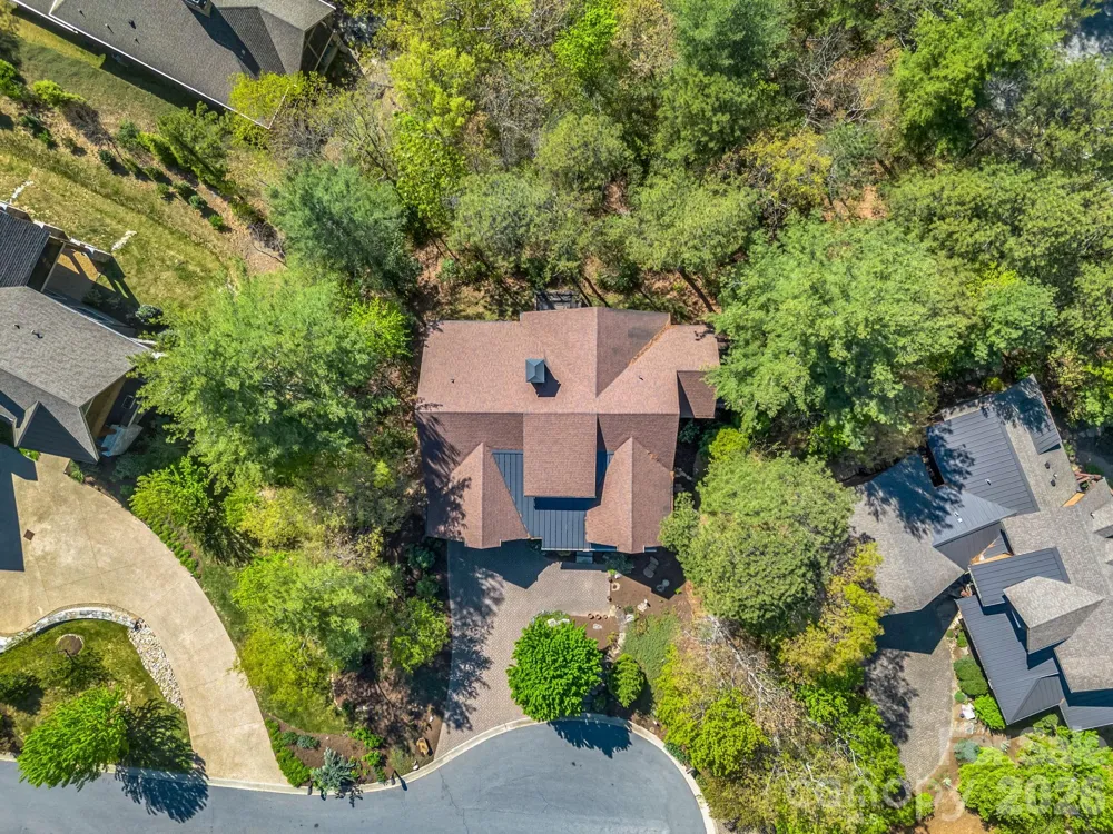 16 Panther Gap Road Black Mountain, NC 28711