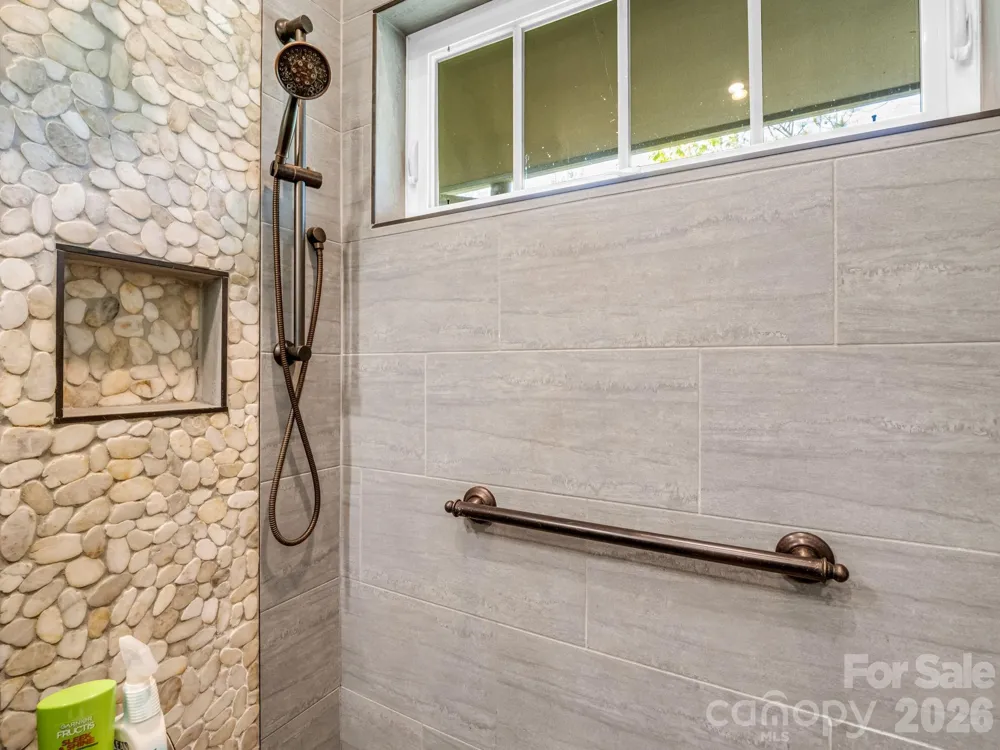 16 Panther Gap Road Black Mountain, NC 28711