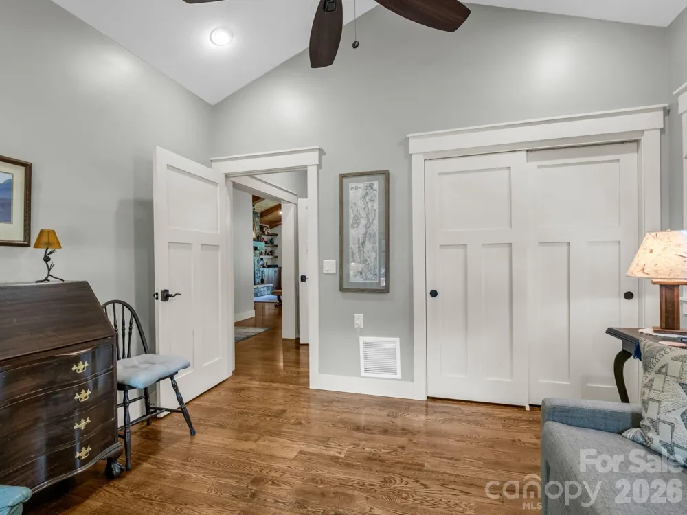 16 Panther Gap Road Black Mountain, NC 28711