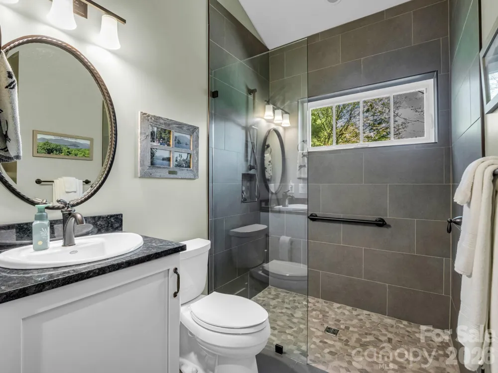 16 Panther Gap Road Black Mountain, NC 28711