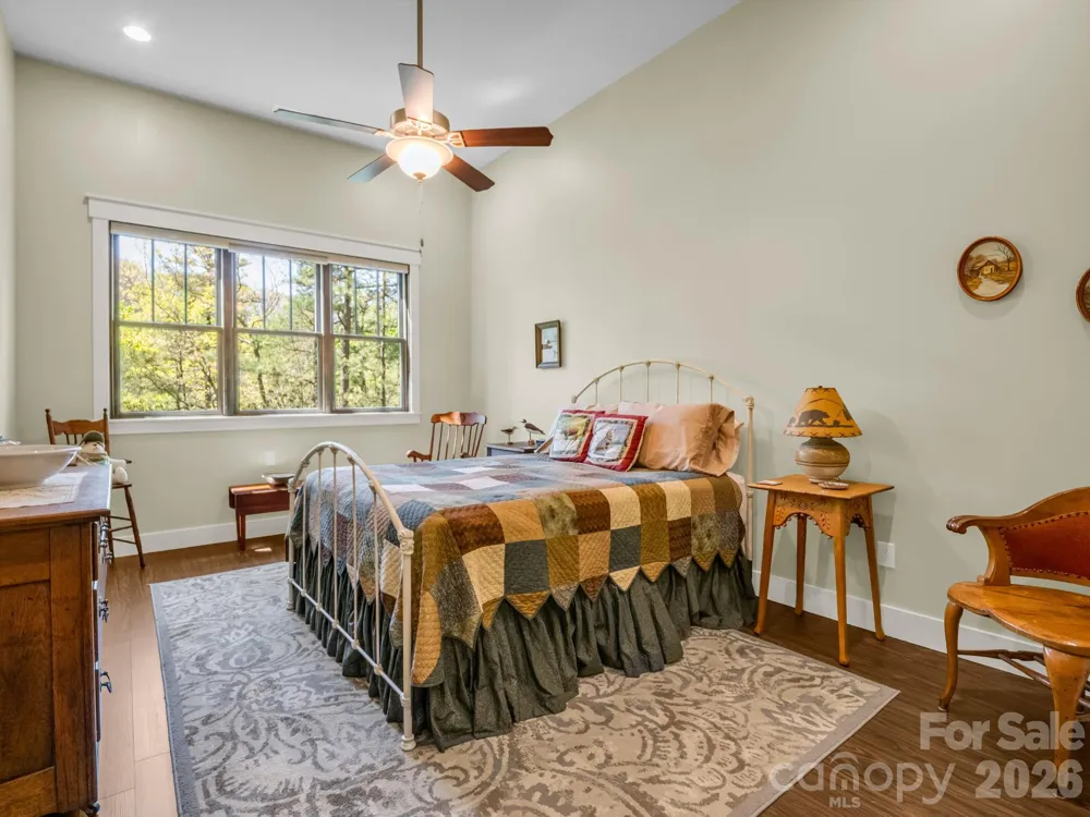 16 Panther Gap Road Black Mountain, NC 28711