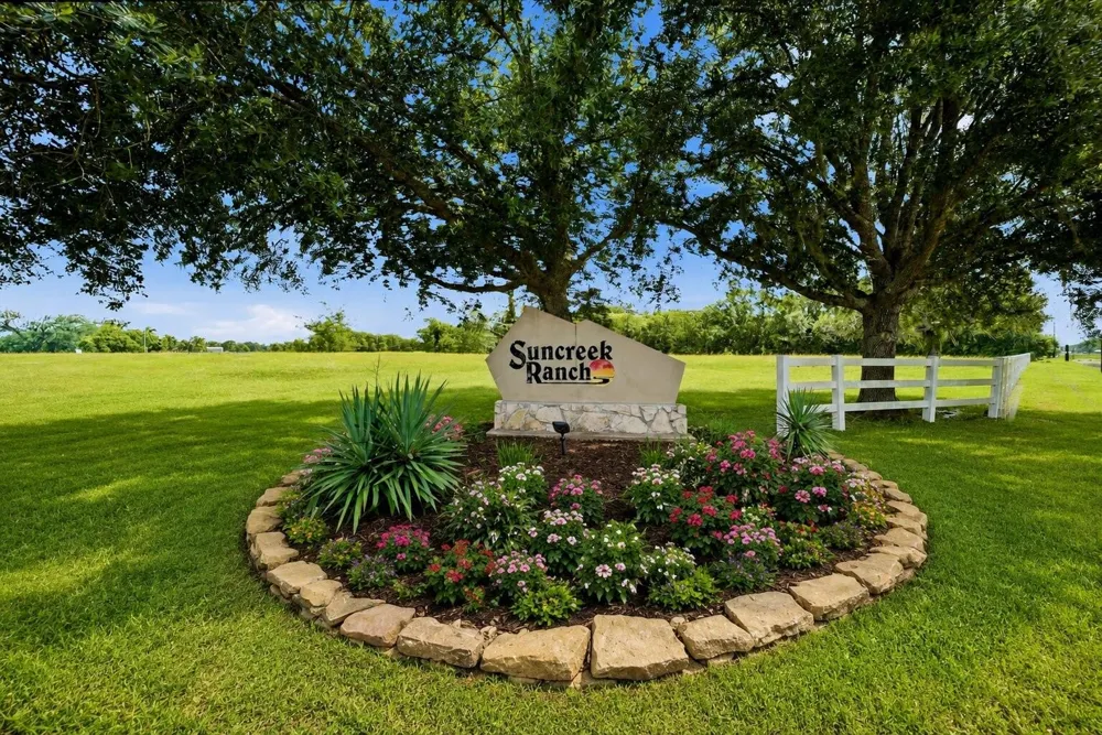 1011 W Fm 1462 Rosharon, TX 77583