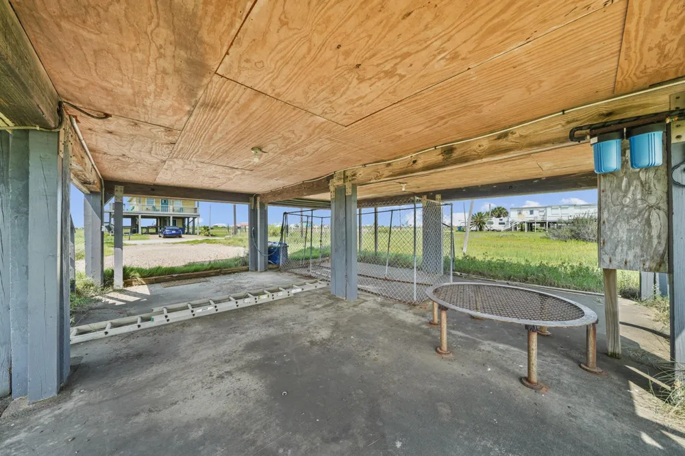 714 Caisson Street Surfside Beach, TX 77541