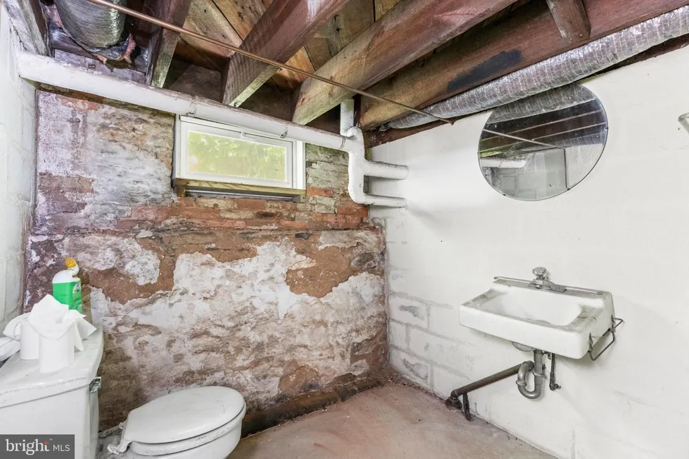 228 BALTIMORE STREET Hanover, PA 17331