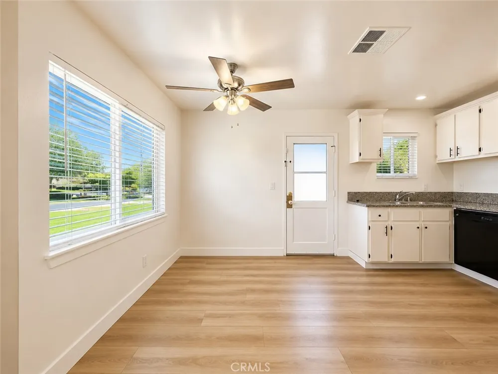 19771975 5th Street La Verne, CA 91750
