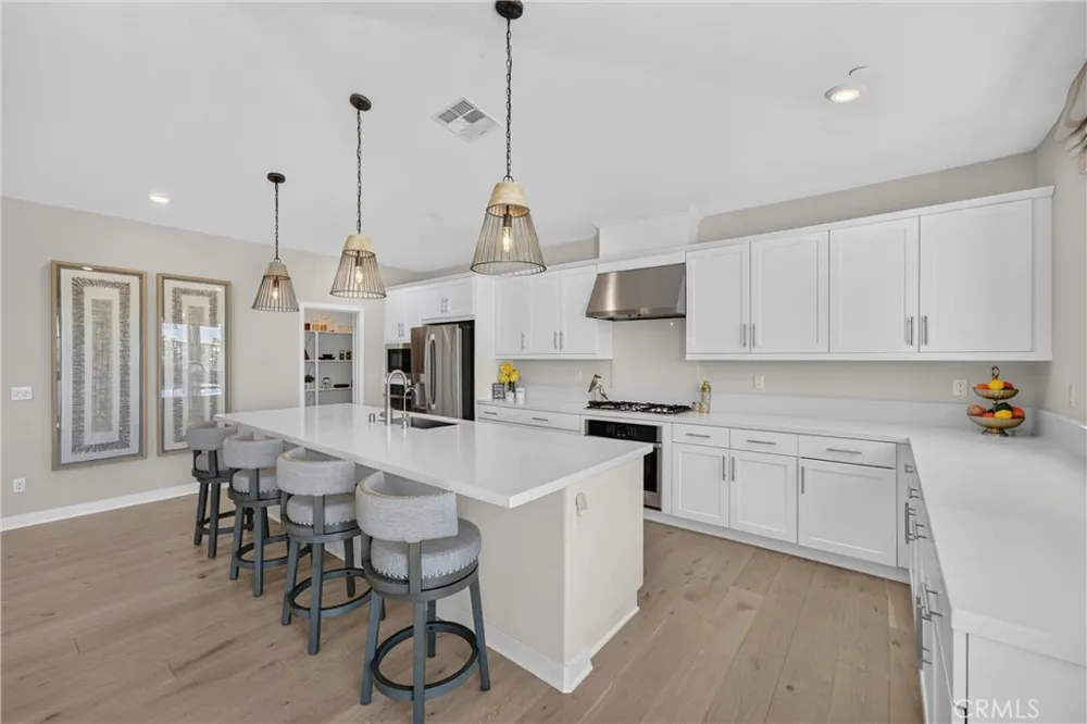 1882 Pele Way Corona, CA 92882