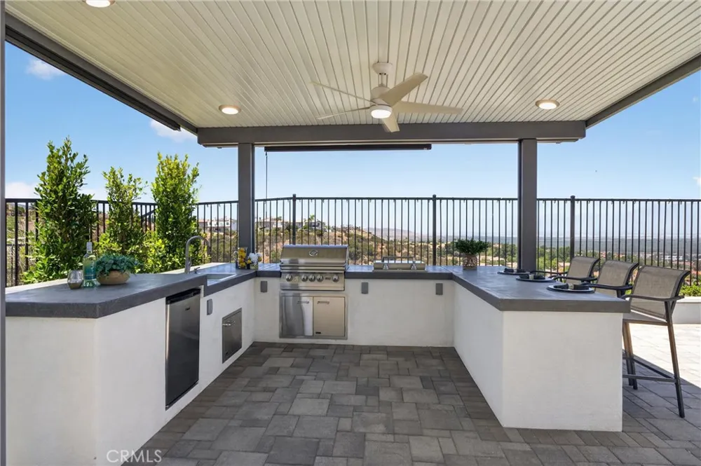 1882 Pele Way Corona, CA 92882