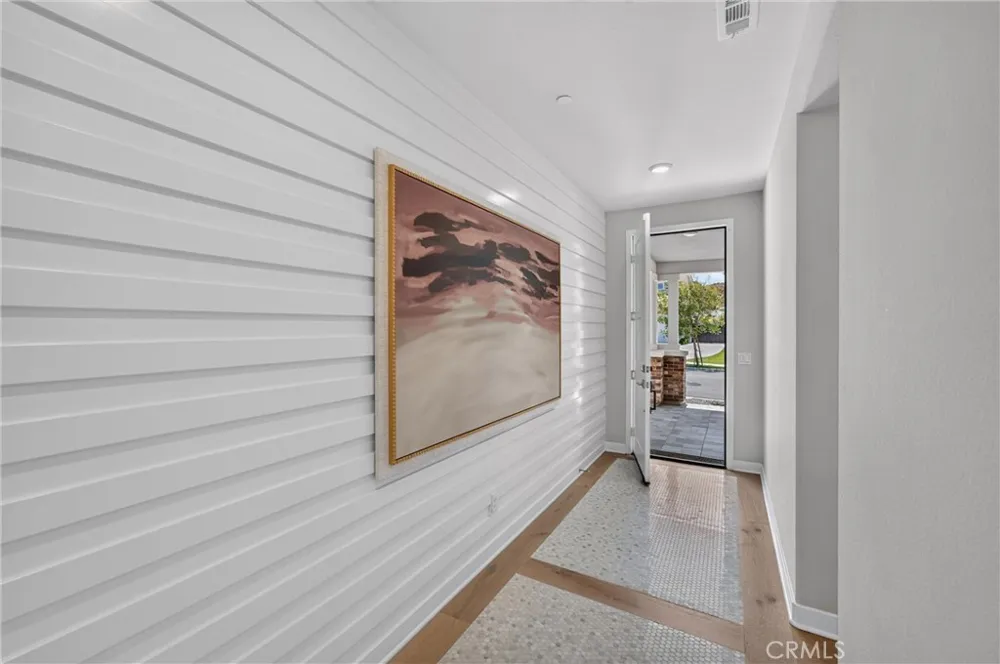 1882 Pele Way Corona, CA 92882