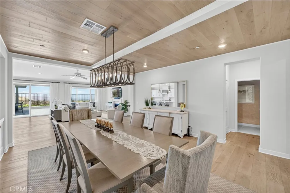 1882 Pele Way Corona, CA 92882