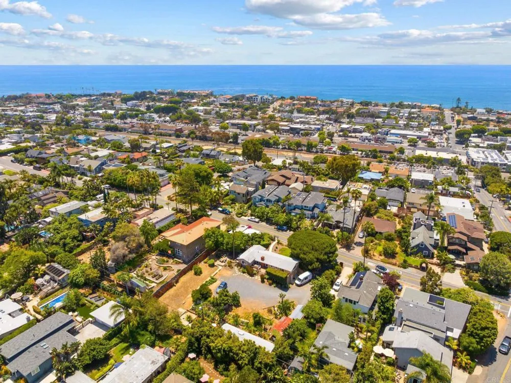 735 Cornish Drive Encinitas, CA 92024