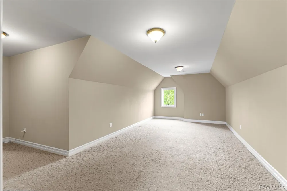 48892 Barola Court Northville City, MI 48167