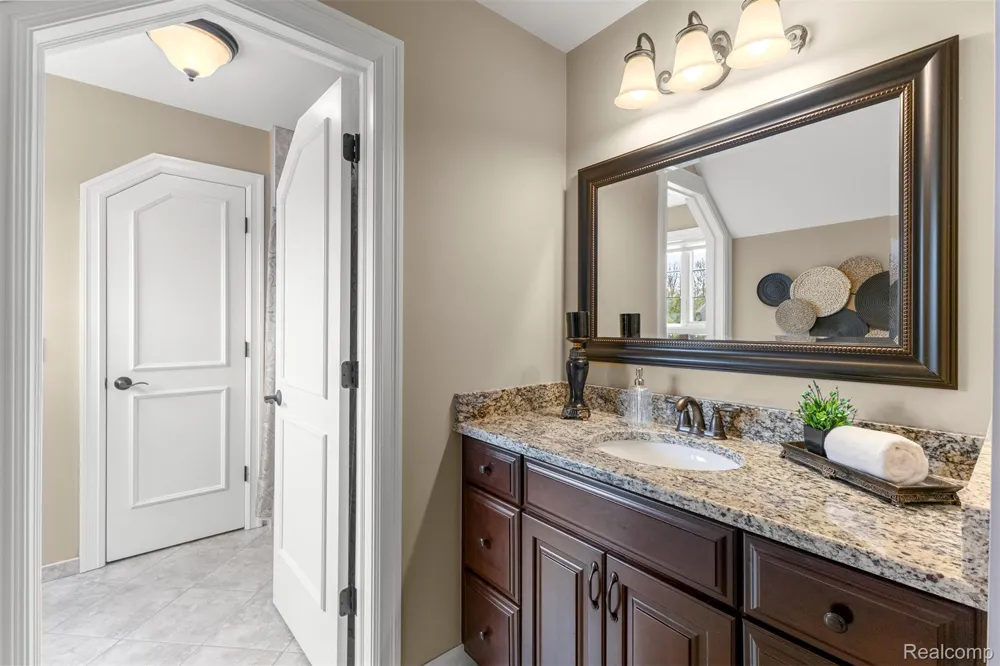 48892 Barola Court Northville City, MI 48167