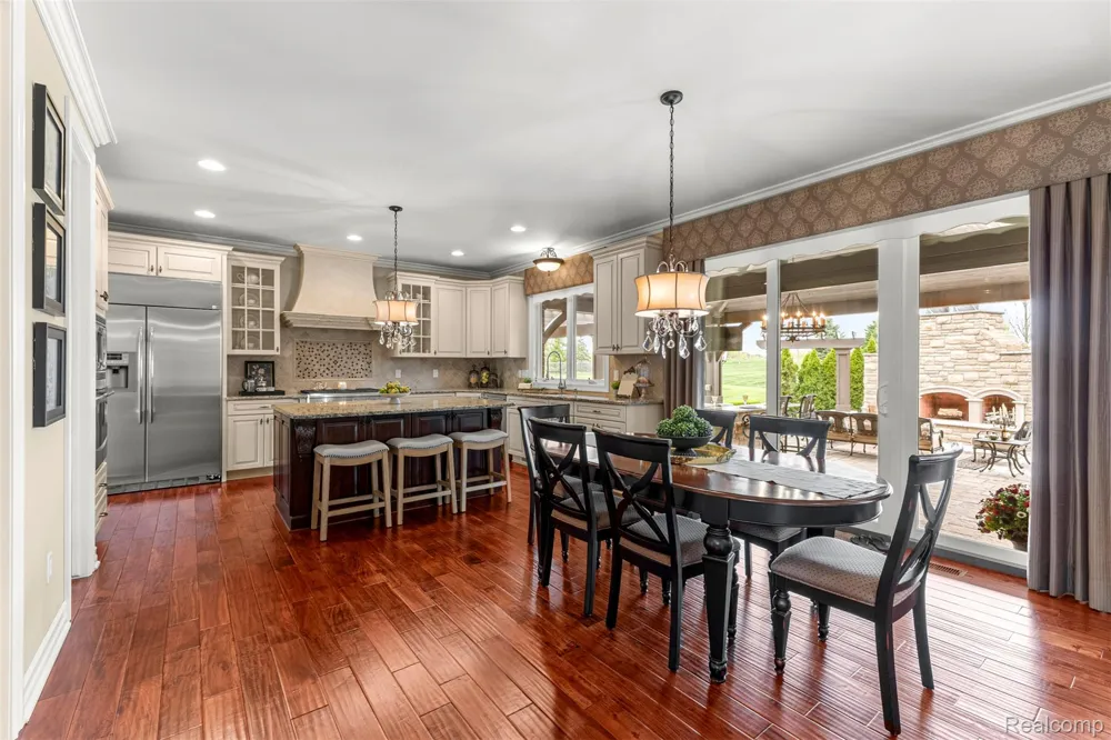 48892 Barola Court Northville City, MI 48167