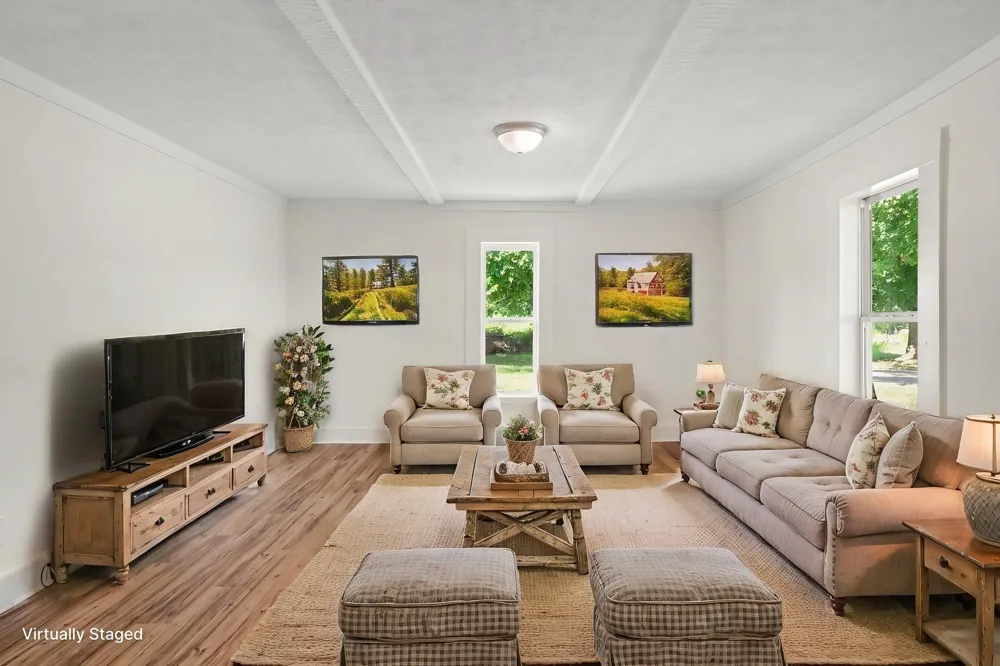 301 Bob Perry Rd Bethpage, TN 37022