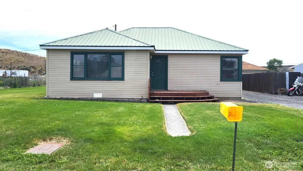 536 Spokane Street Wilson Creek, WA 98860