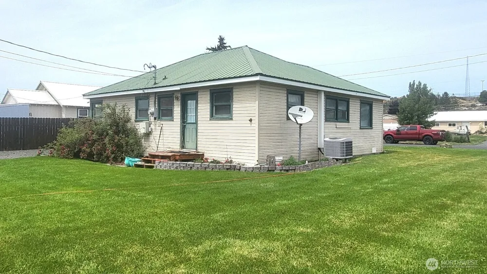 536 Spokane Street Wilson Creek, WA 98860