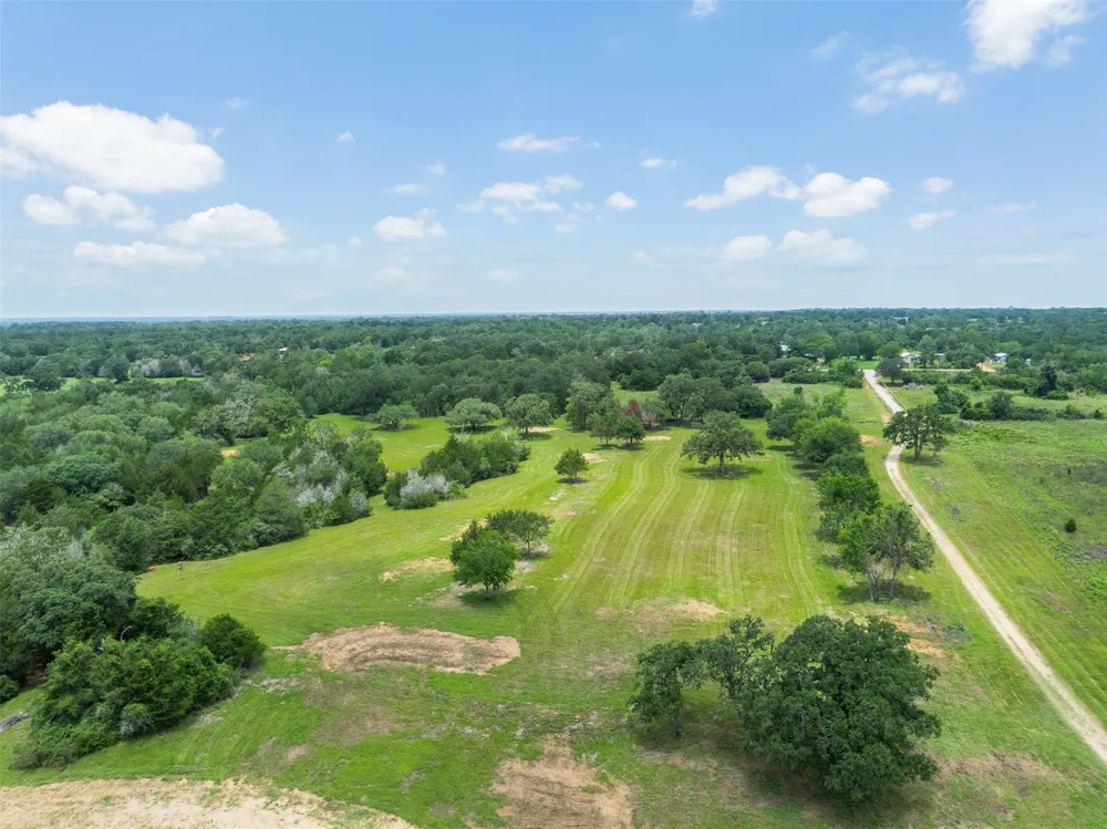 3320 County Road 430 Dime Box, TX 77853