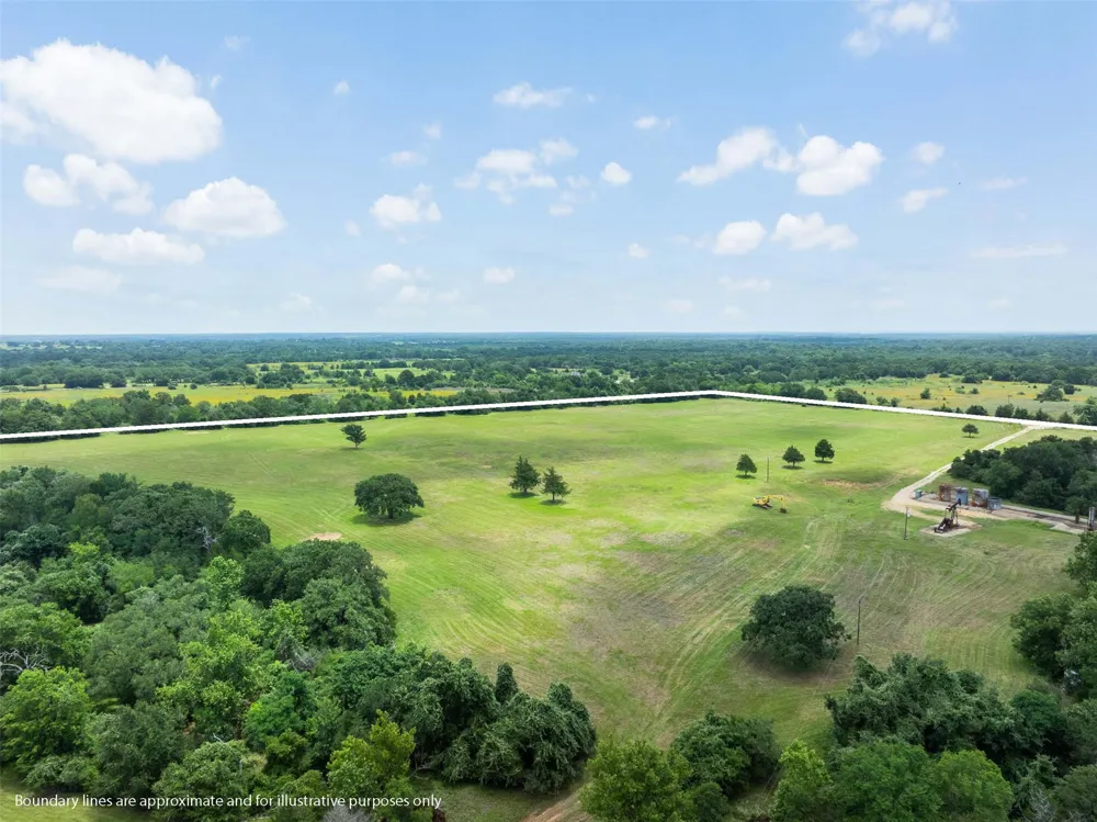3320 County Road 430 Dime Box, TX 77853