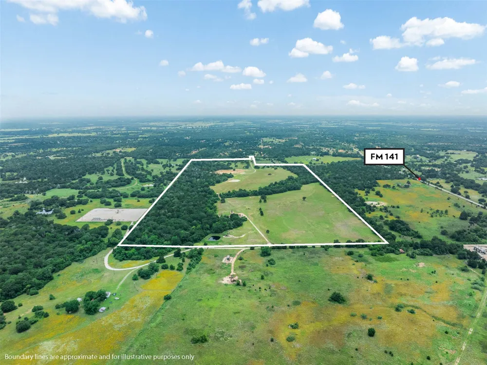 3320 County Road 430 Dime Box, TX 77853