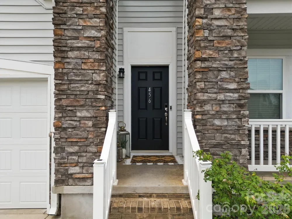 456 Jones Peak Drive Simpsonville, SC 29681