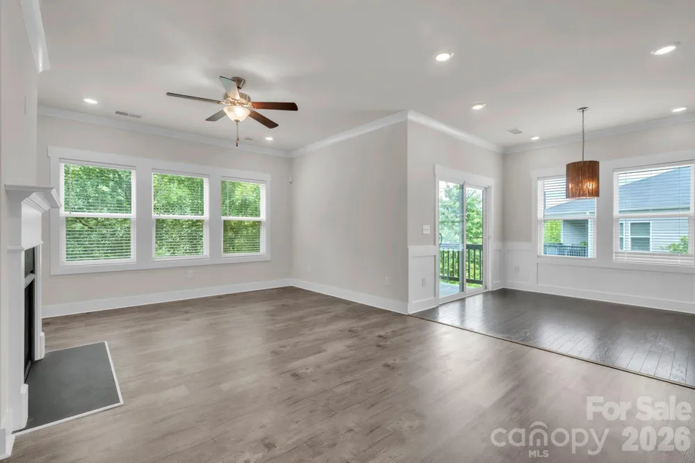 456 Jones Peak Drive Simpsonville, SC 29681