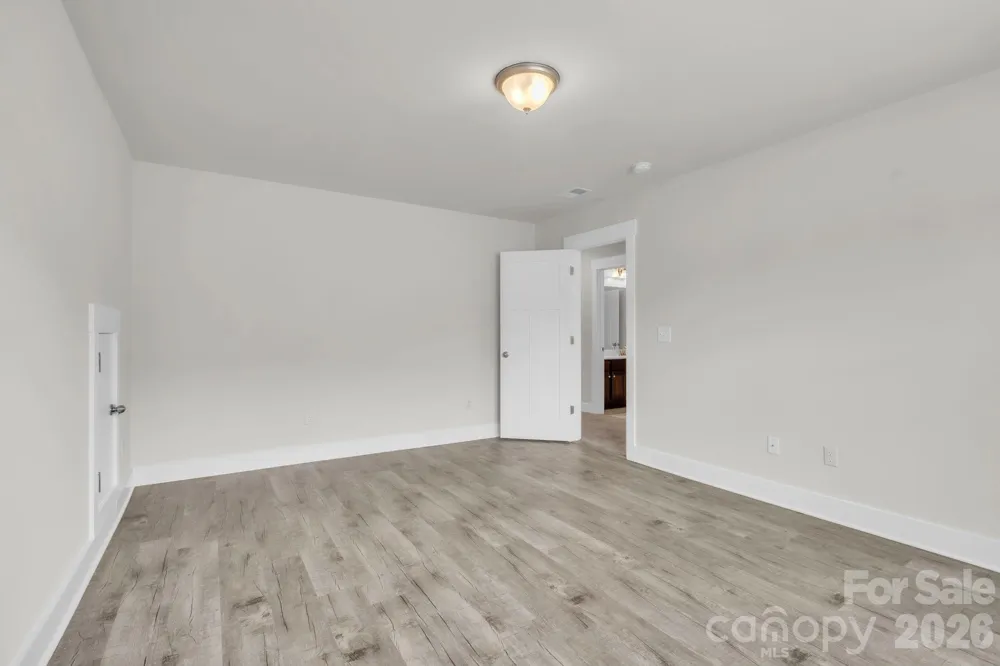 456 Jones Peak Drive Simpsonville, SC 29681