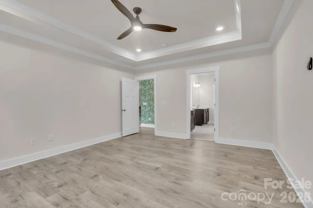 456 Jones Peak Drive Simpsonville, SC 29681