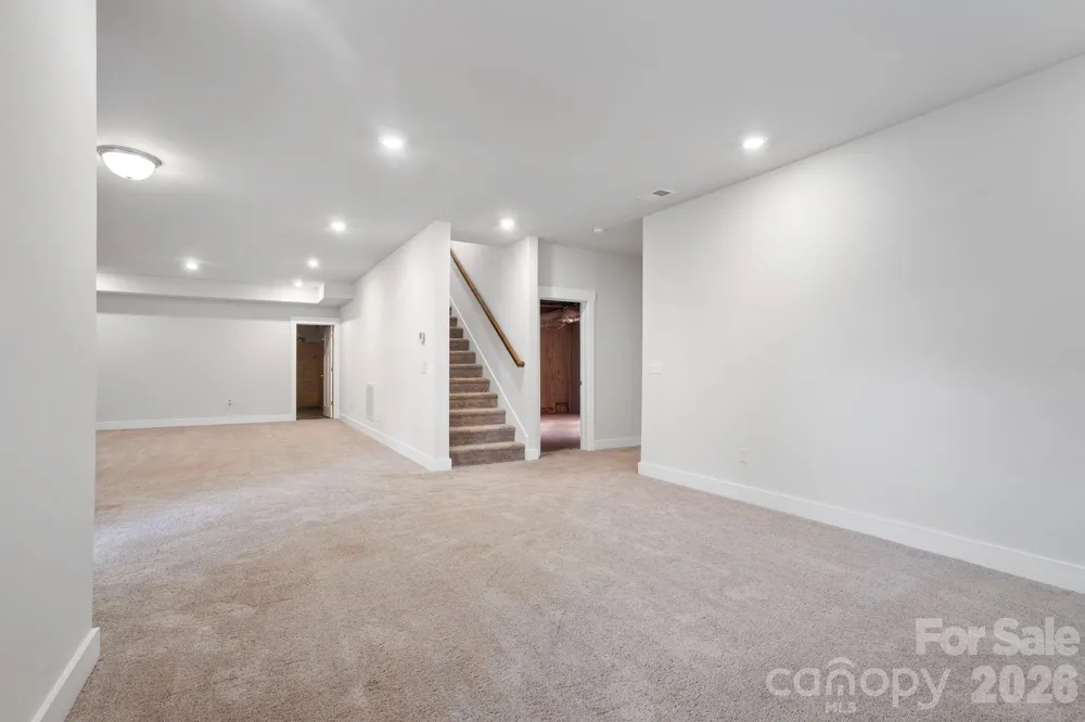 456 Jones Peak Drive Simpsonville, SC 29681