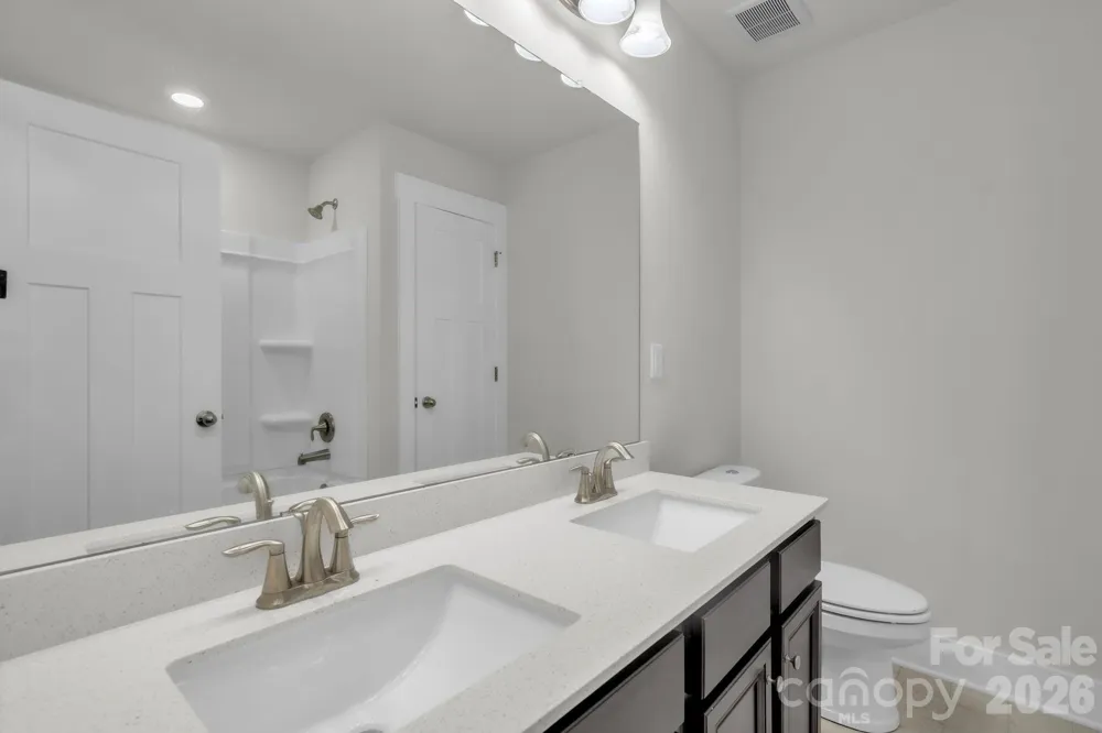 456 Jones Peak Drive Simpsonville, SC 29681