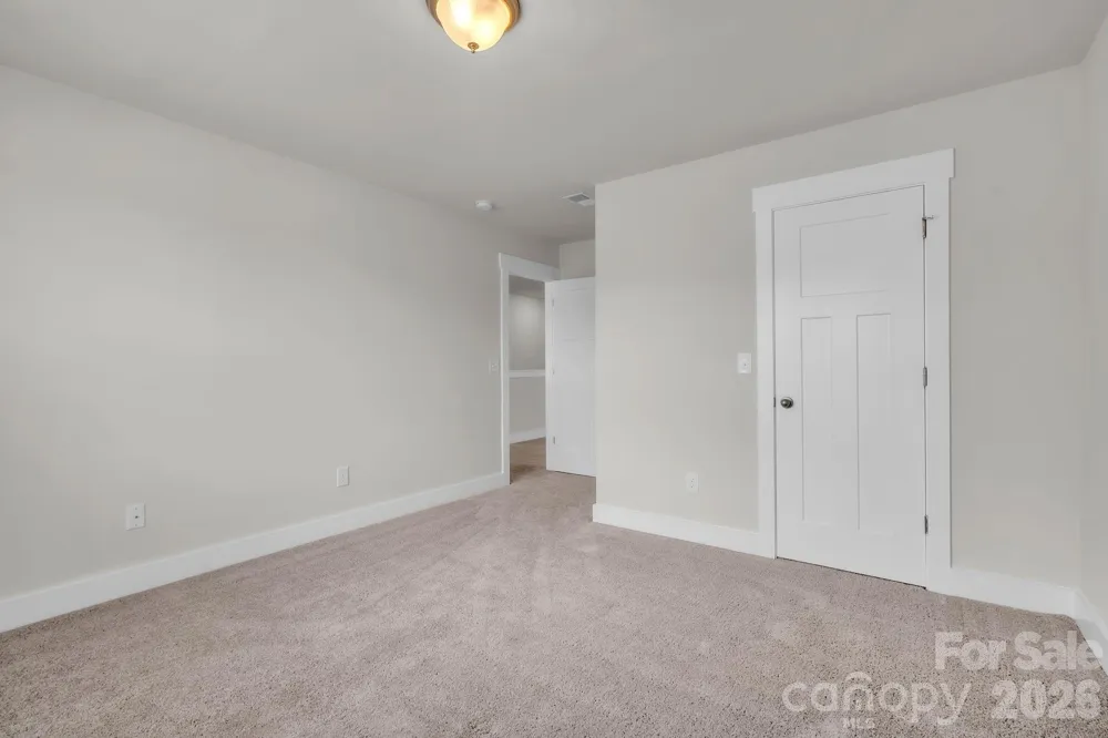 456 Jones Peak Drive Simpsonville, SC 29681