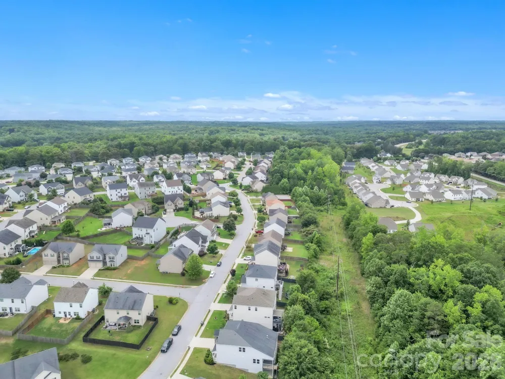 456 Jones Peak Drive Simpsonville, SC 29681
