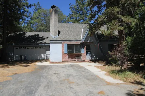 346 Victoria Lane