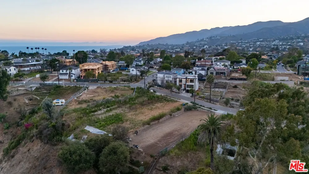 612 Erskine Drive Pacific Palisades, CA 90272