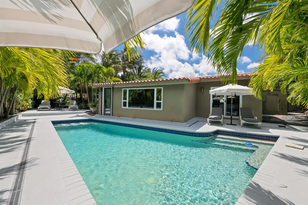 5210 NE 17th Terrace Fort Lauderdale, FL 33334