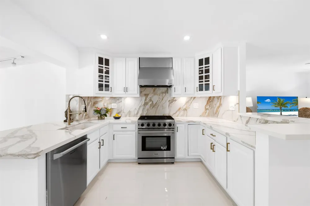 5210 NE 17th Terrace Fort Lauderdale, FL 33334