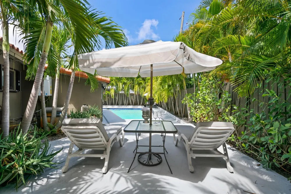 5210 NE 17th Terrace Fort Lauderdale, FL 33334