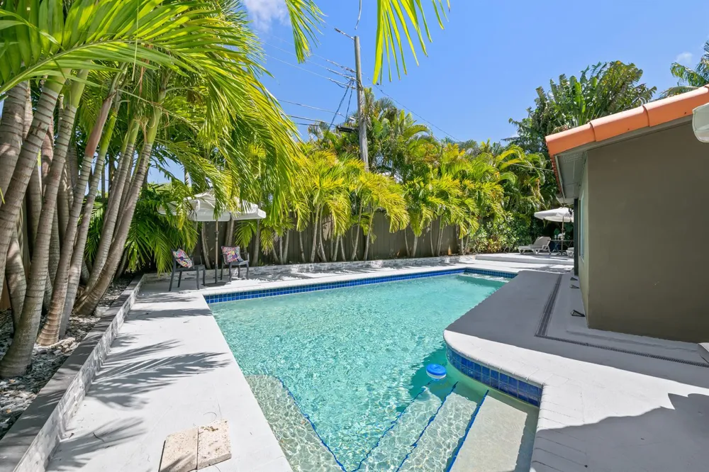 5210 NE 17th Terrace Fort Lauderdale, FL 33334