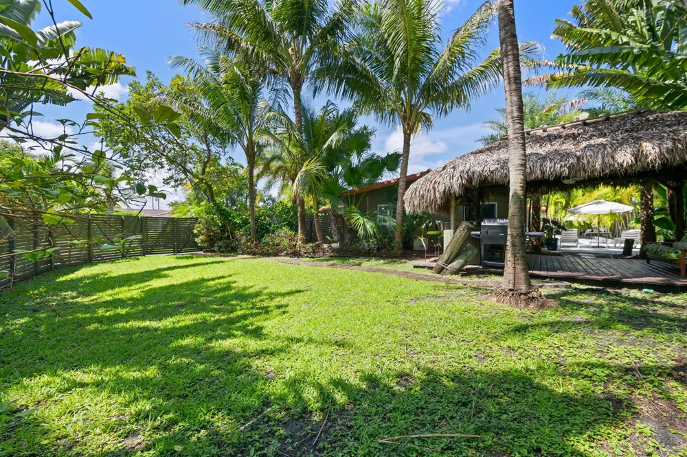 5210 NE 17th Terrace Fort Lauderdale, FL 33334