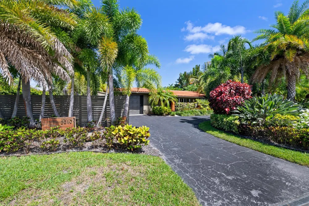 5210 NE 17th Terrace Fort Lauderdale, FL 33334