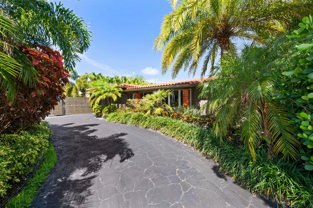 5210 NE 17th Terrace Fort Lauderdale, FL 33334