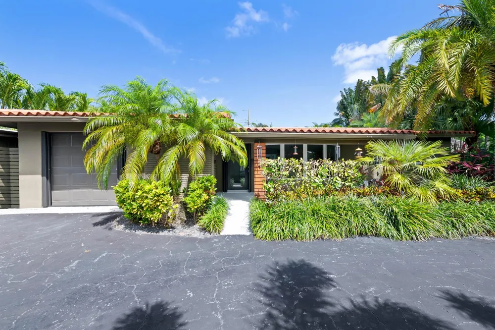 5210 NE 17th Terrace Fort Lauderdale, FL 33334