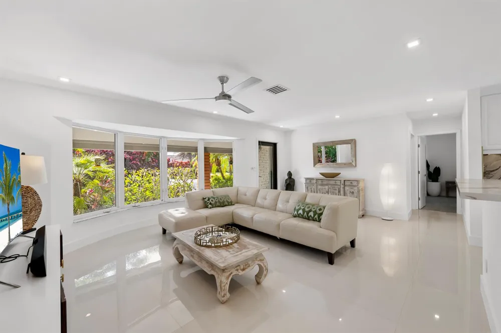 5210 NE 17th Terrace Fort Lauderdale, FL 33334