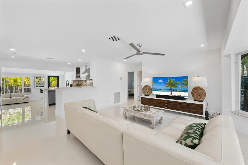 5210 NE 17th Terrace Fort Lauderdale, FL 33334