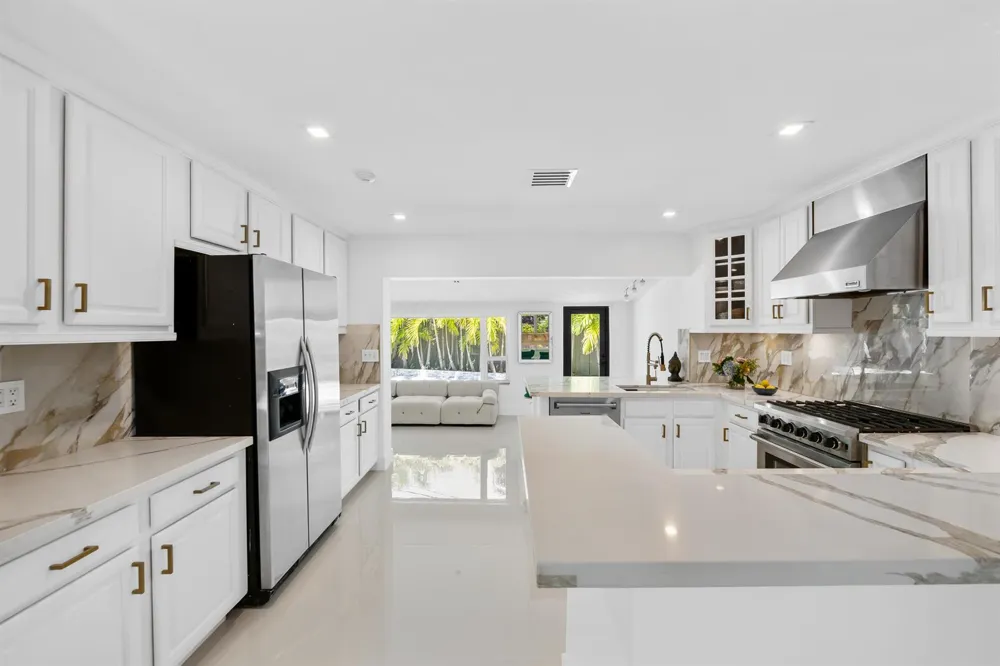 5210 NE 17th Terrace Fort Lauderdale, FL 33334