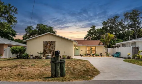 14803 SUNSET DRIVE