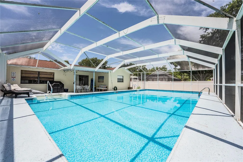 14803 SUNSET DRIVE Largo, FL 33774